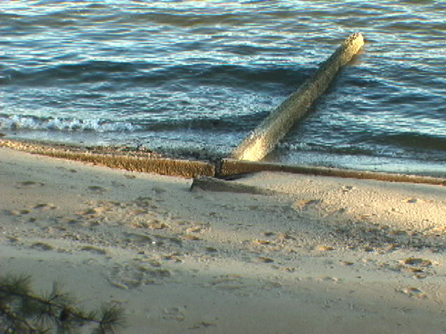 05View of Middle of Old Seawall and Groin_1